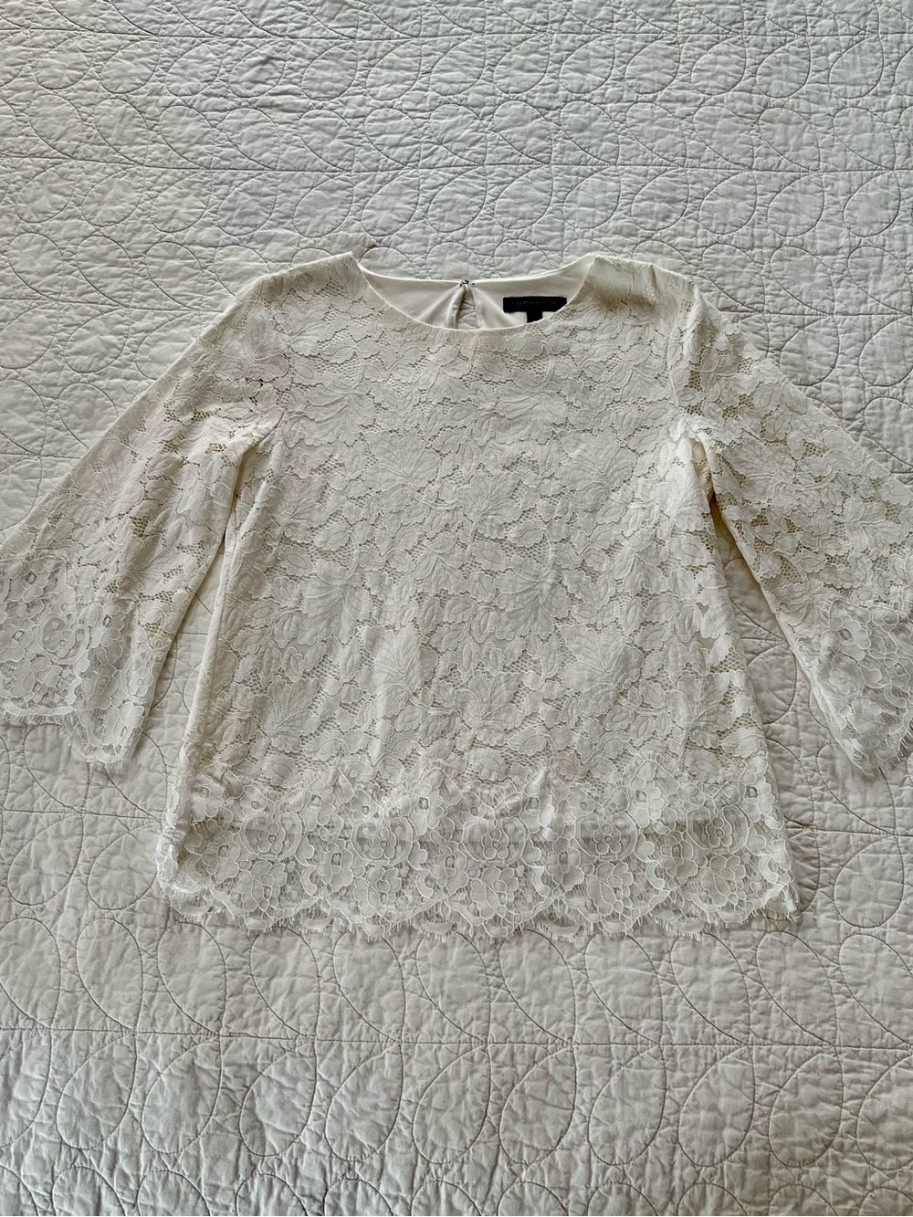 Banana Republic White Lace 3/4 Sleeve Blouse Fairy Romantic Coquette Timeless